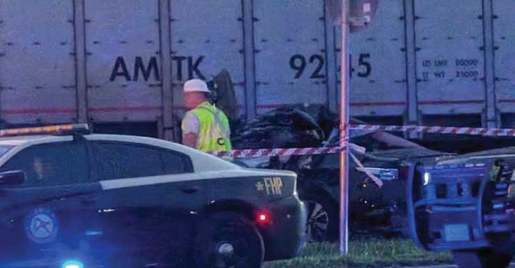 Mujer muere tras ser atropellada por un tren después de rodear las barreras del cruce ferroviario en el Westside de Jacksonville