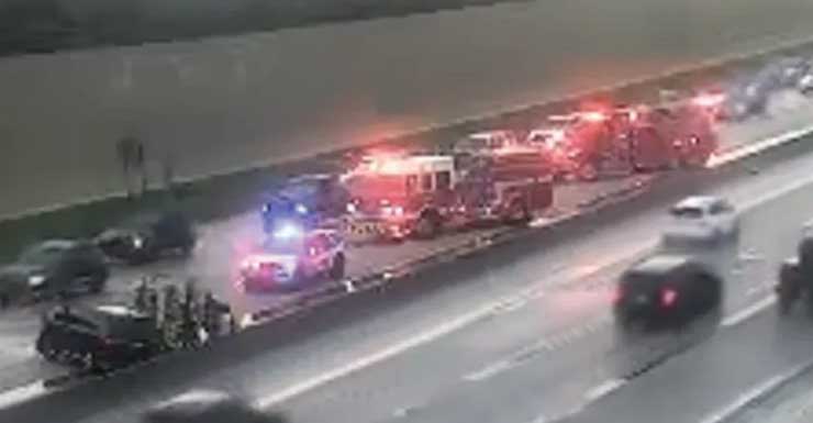 Accidente en los carriles hacia el sur de Turnpike en Boca Raton causa tráfico durante fuertes lluvias
