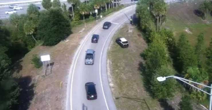 Hombre de 62 años muere en accidente de un solo vehículo con vuelco en la I-95 en Boca Raton