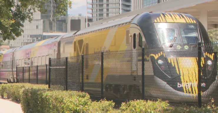 Hombre murió tras ser impactado por un Brightline mientras cruzaba las vías del tren en Lake Worth Beach