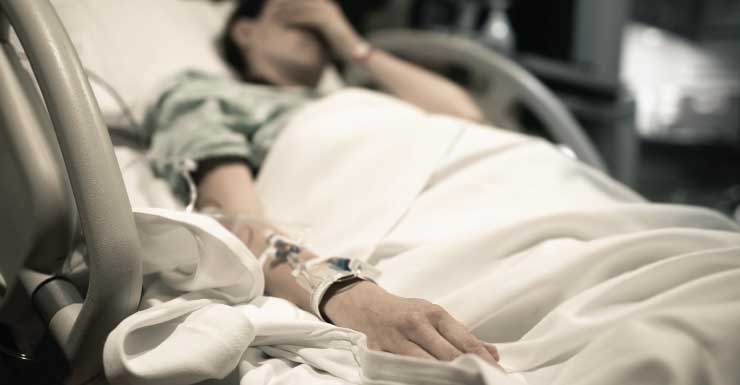 Mujer hospitalizada en condición estable tras accidente con un agente en el noroeste de Miami-Dade