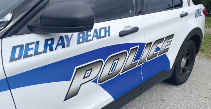 Niño atropellado por un automóvil en el estacionamiento de un centro comercial de Delray Beach