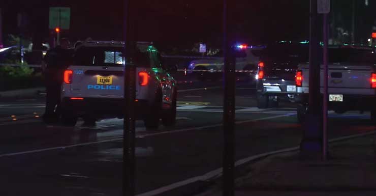 Peatón muere tras ser atropellado mientras cruzaba Park Street en Riverside