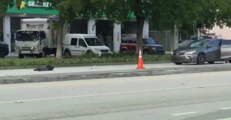 Adolescente trasladada de urgencia al hospital después de ser atropellada por un automóvil mientras conducía un scooter en Oakland Park