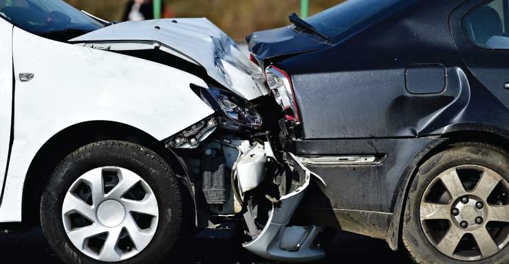 Conductor arrestado bajo sospecha de DUI después de chocar en una gasolinera en Leesburg