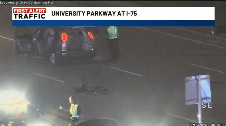 Primera alerta de Tráfico: accidente cierra carriles en University Parkway y Cattlemen Road