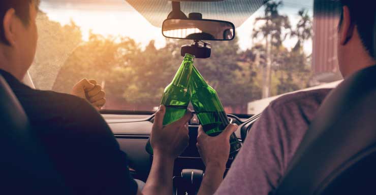 Mujer de California arrestada tras accidente en WPB; agentes encuentran 7 bebidas BeatBox vacías