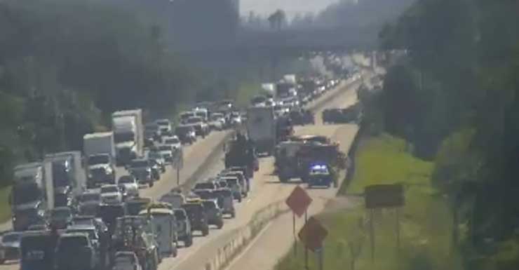 Accidente con varios vehículos bloquea un carril de Florida’s Turnpike en West Palm Beach