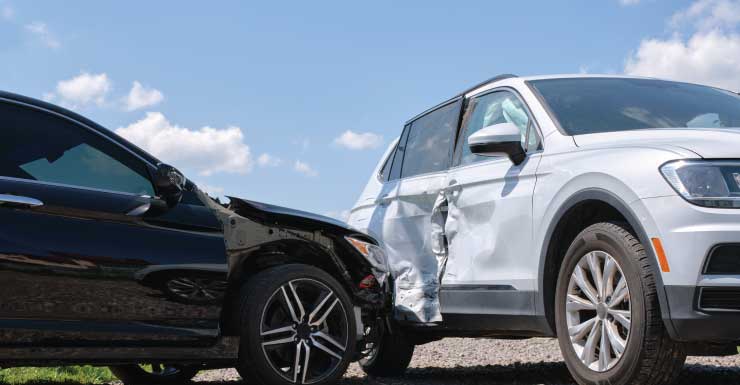 Accidente en Silver Springs lleva a 3 personas al hospital