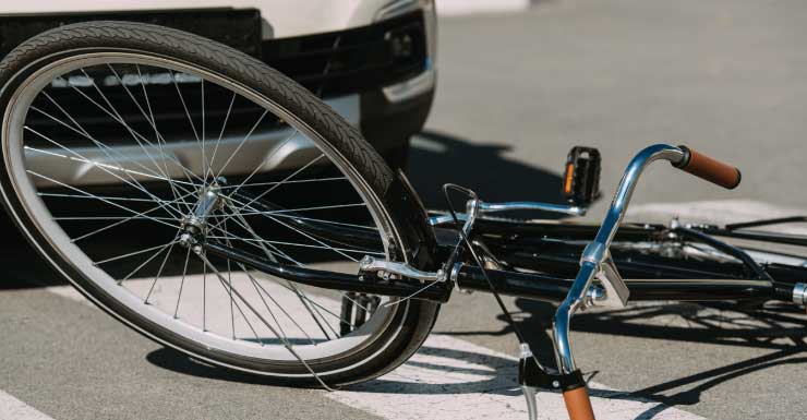 Ciclista resulta herido en accidente con patrulla de la Policía de Palm Bay, según agentes