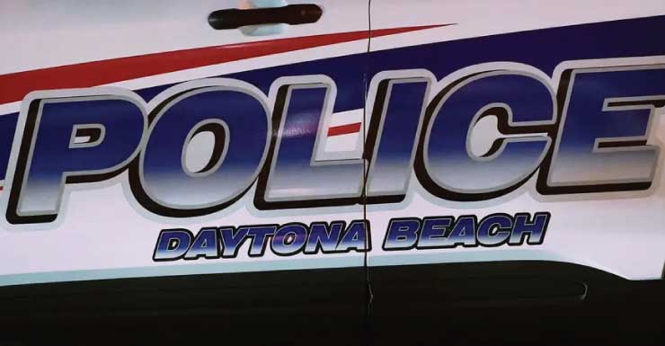 Dos personas resultan heridas en un tiroteo en el que participaron tres personas armadas en Daytona Beach, dice la policía