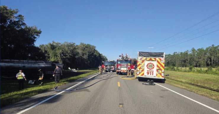 Hombre de Lakeland muere en una colisión frontal en State Road 62